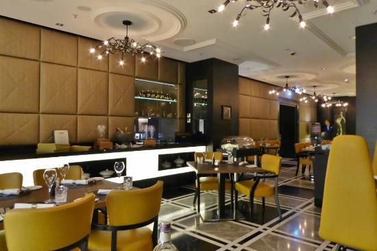 Gesamtansicht Restaurant im Hotel am Steinplatz in Berlin