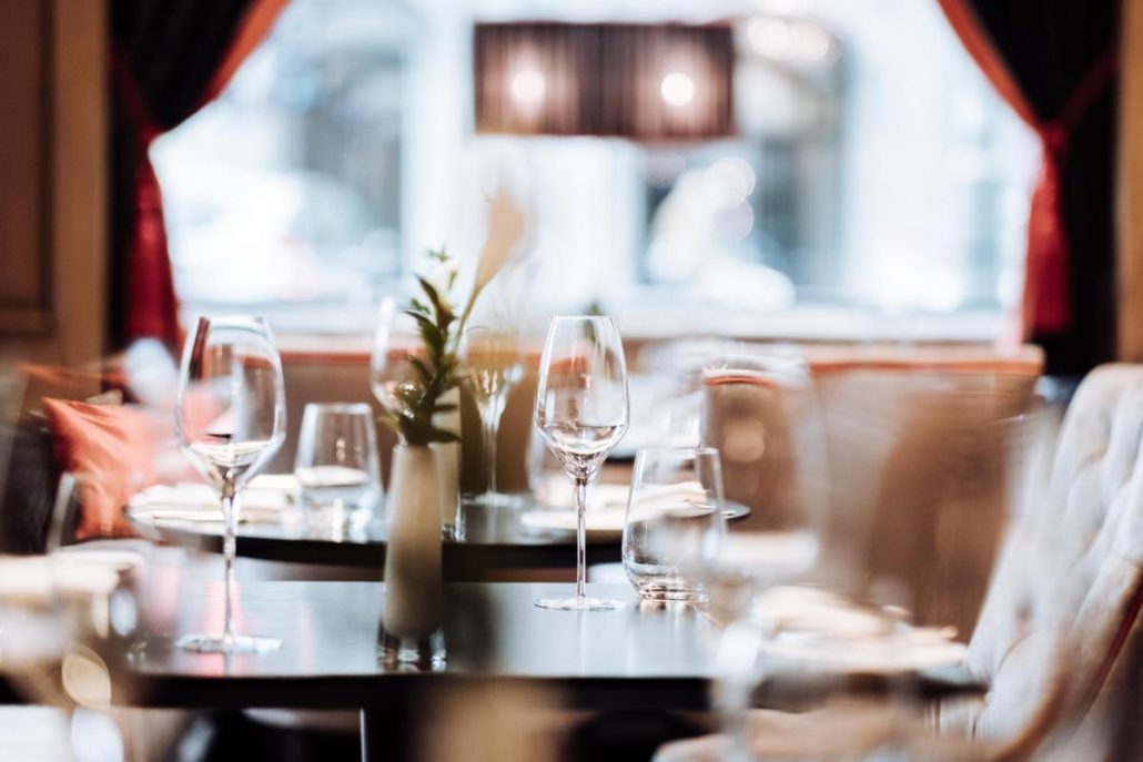 Detailansicht des Essbereiches im Restaurant Charlotte und Fritz in Berlin