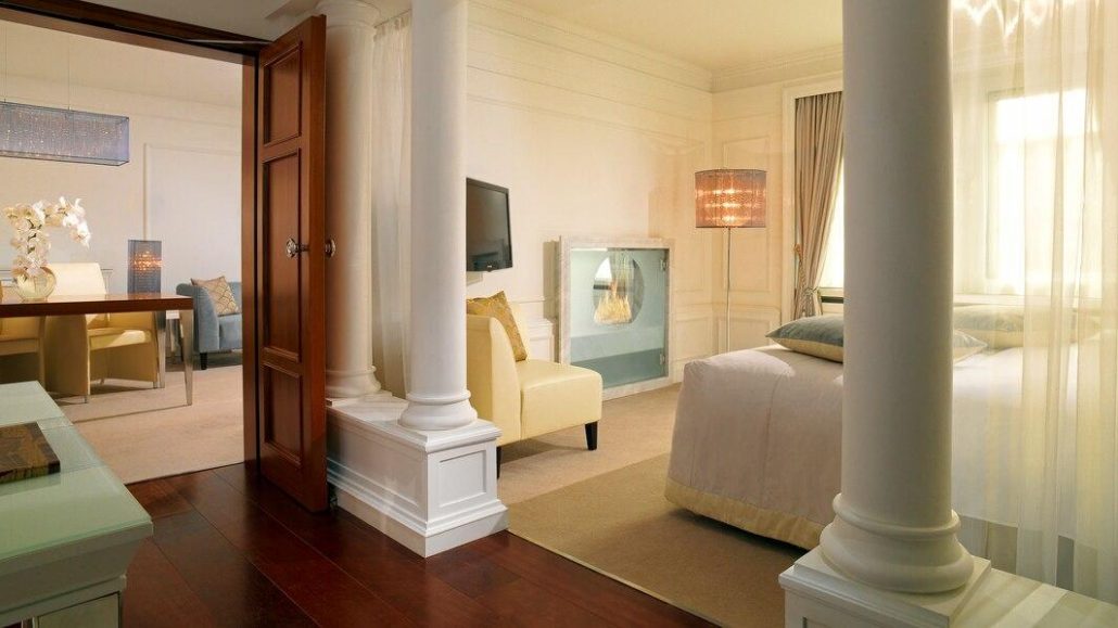 Gesamtansicht der Schinkelsuite im Westin Grand in Berlin